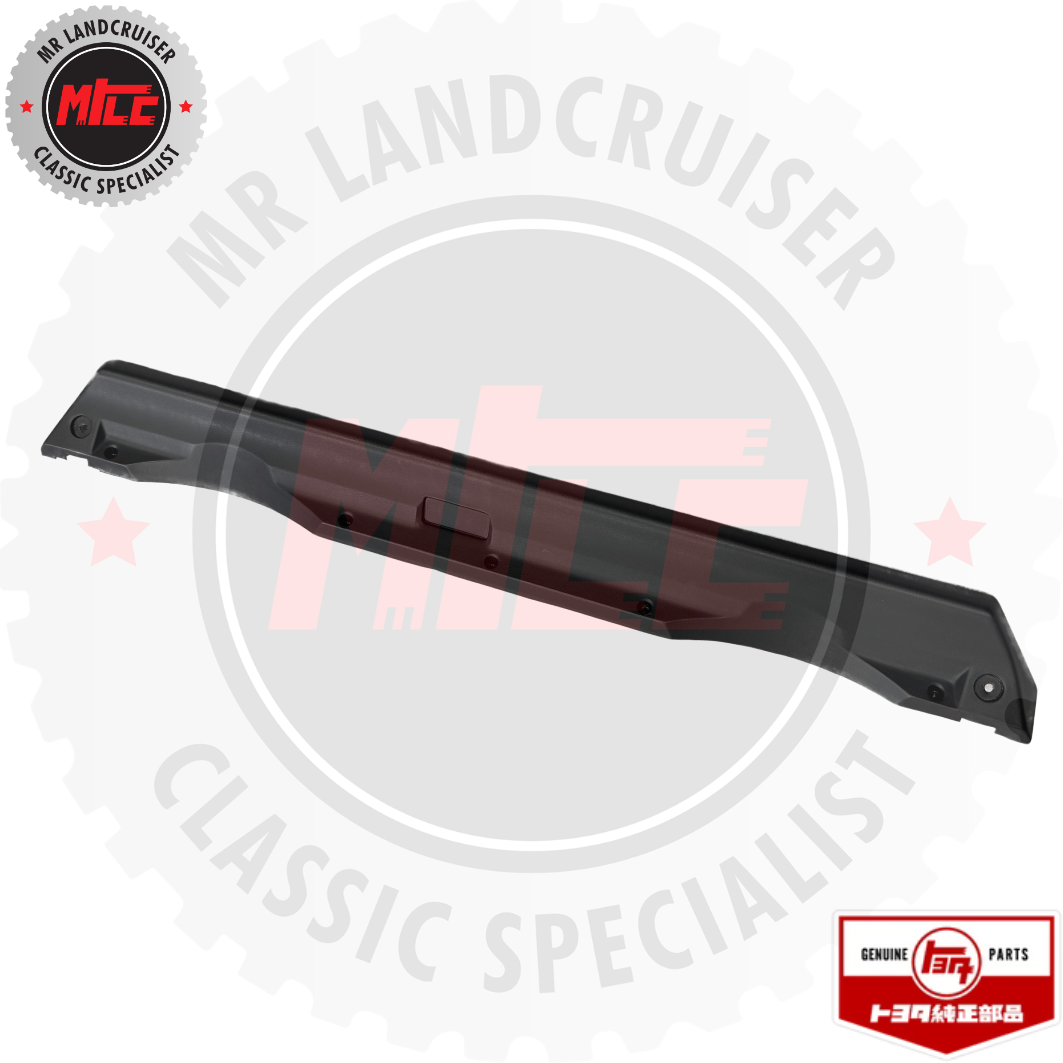 Genuine Toyota Dash Pad suits HJ47 Landcruiser