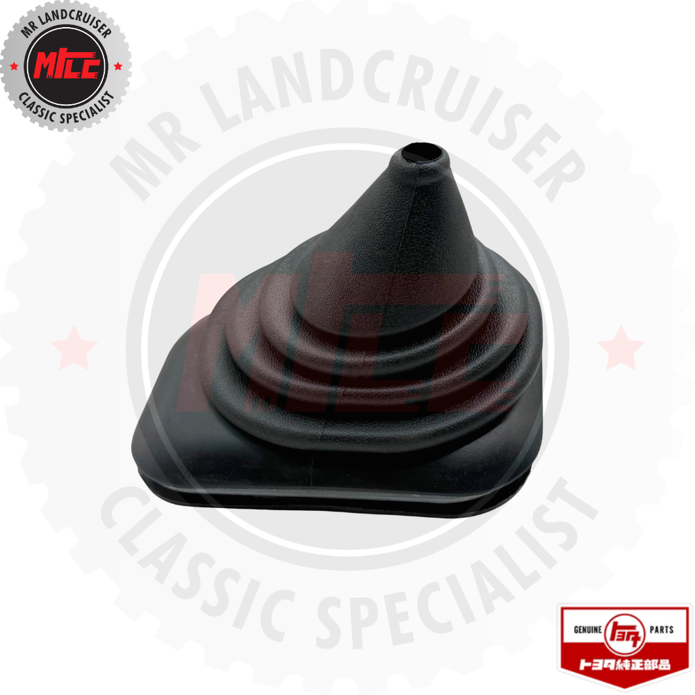 Black rubber boot on a white background with 'MR Landcruiser' branding.