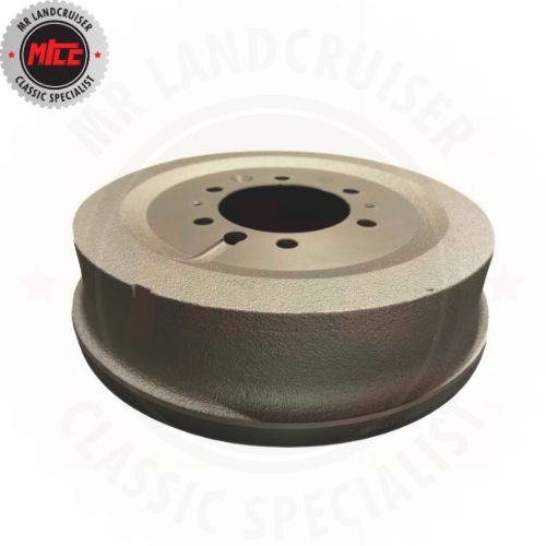 close up insidde view of Toyota Landcruiser 4WD Rear Brake Drum that suits 40 60 70 & 75 series landcruisers