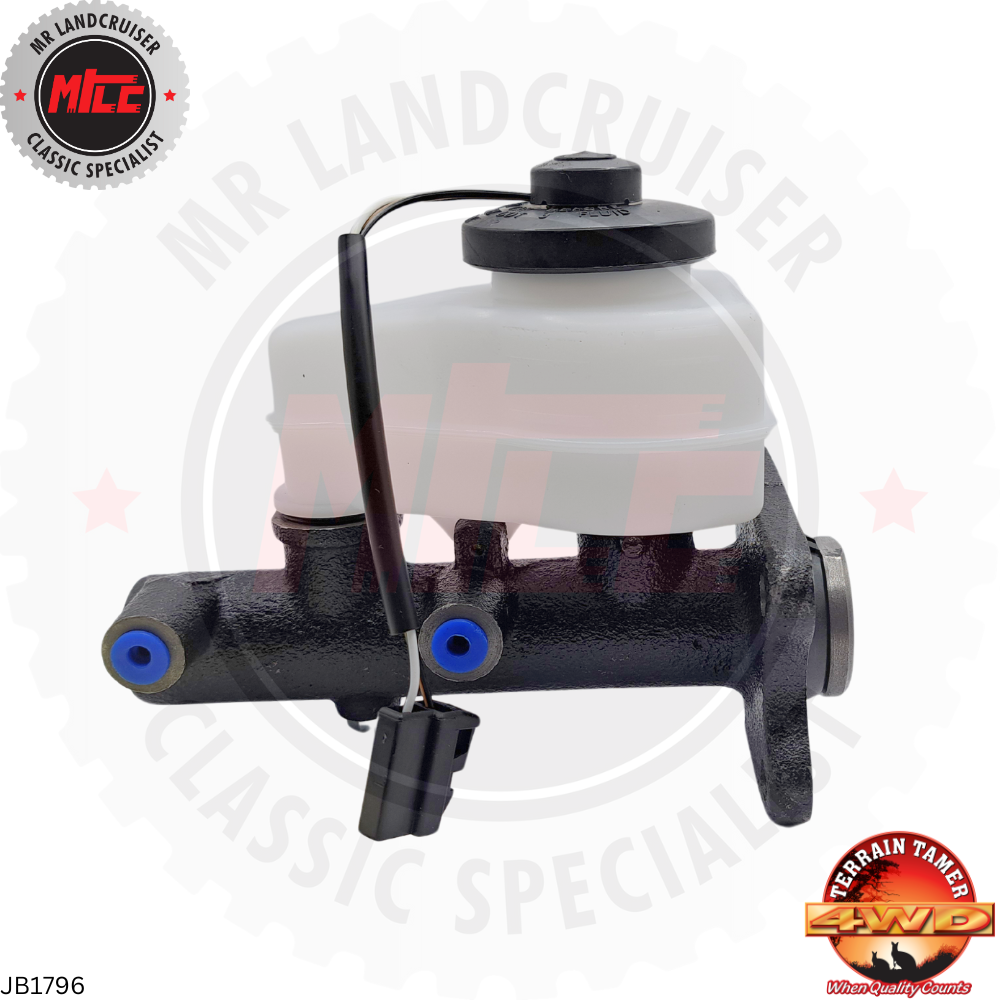 Side view of Brake master cylinder for 60 series toyota landcruiser