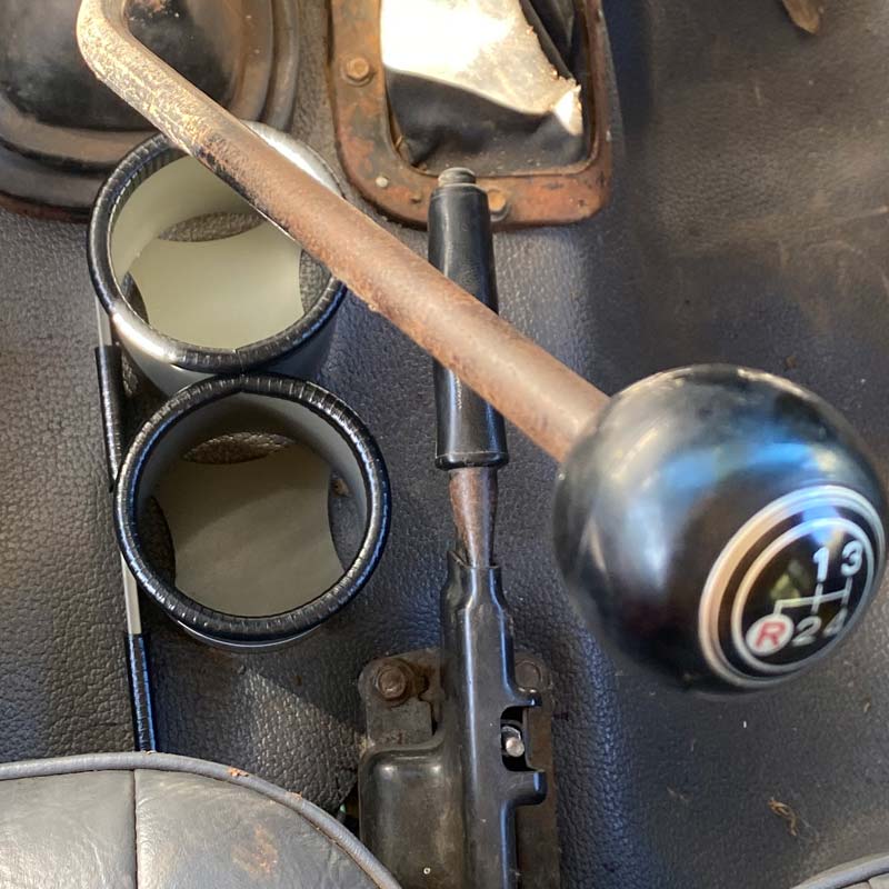 B7DH2 40 Series Double Cup Holder installed