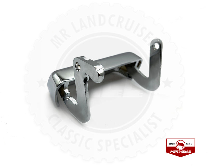 rear view of Early Lift Up Tailgate Handle for Short-Wheel Base